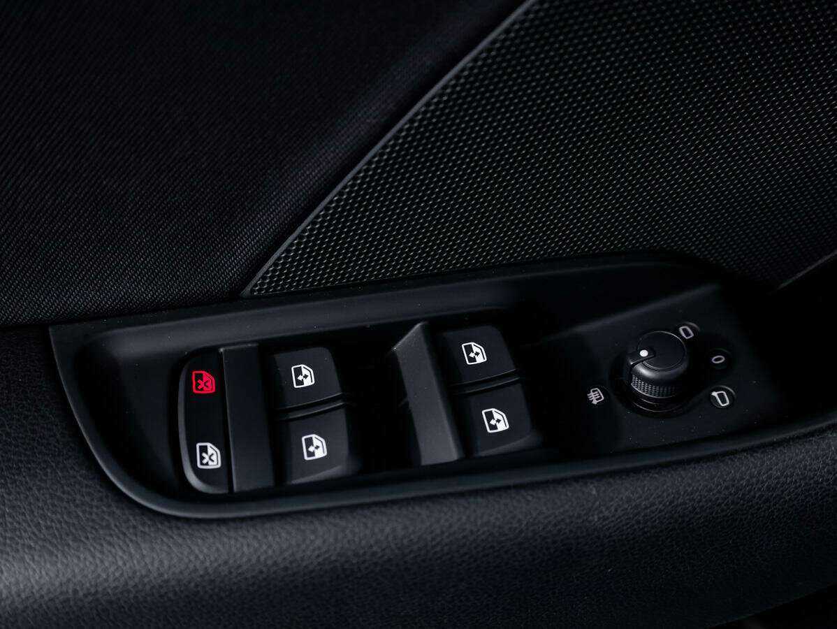 Б/У Ауди А3 2018 года. Фото: #18