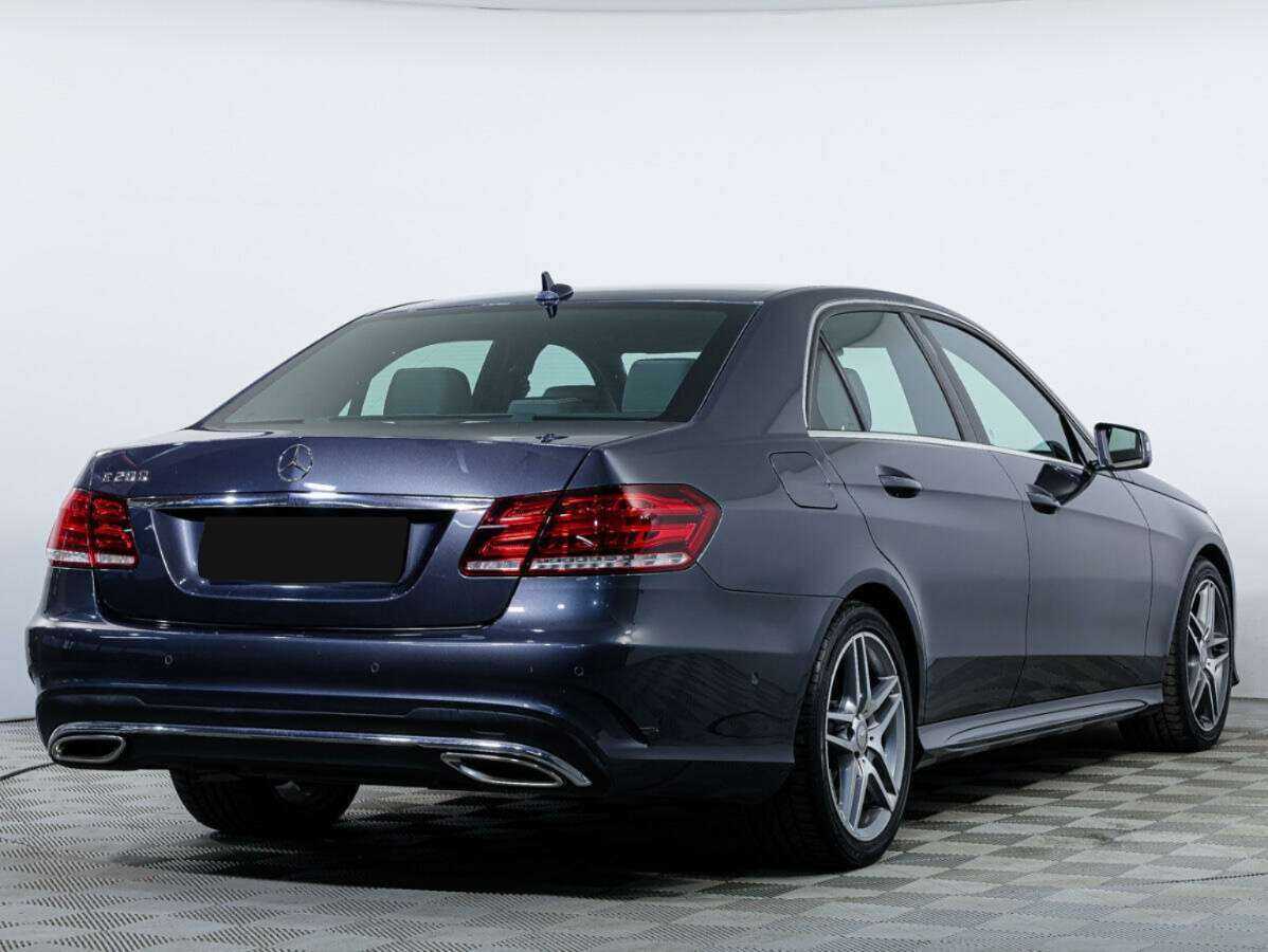 Б/У Мерседес-Бенц Е-Класс 2014 года. Фото: #3