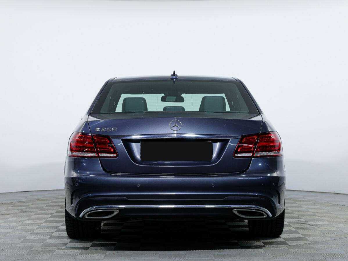 Б/У Мерседес-Бенц Е-Класс 2014 года. Фото: #4