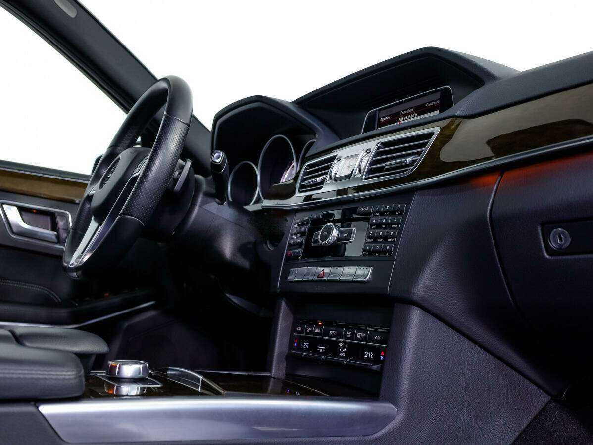 Б/У Мерседес-Бенц Е-Класс 2014 года. Фото: #18