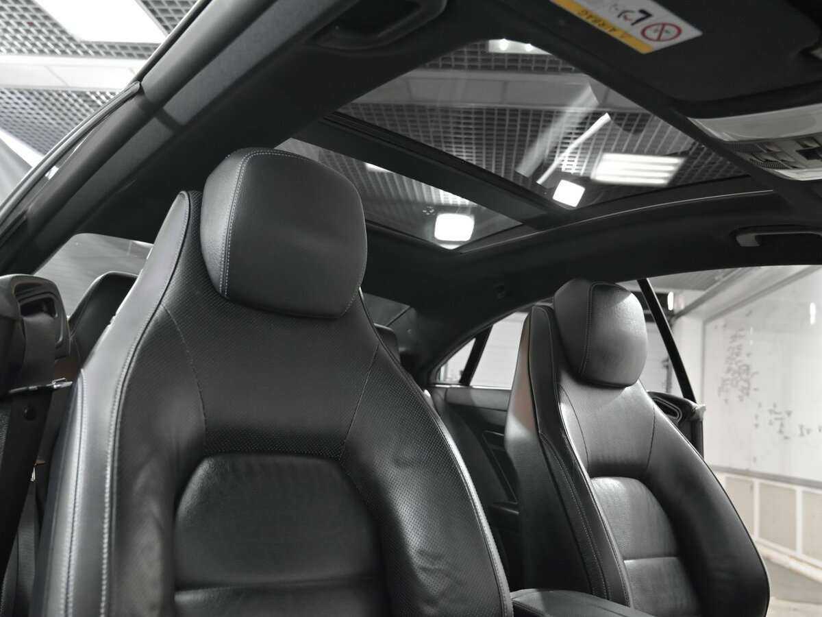 Б/У Мерседес-Бенц Е-Класс 2014 года. Фото: #6