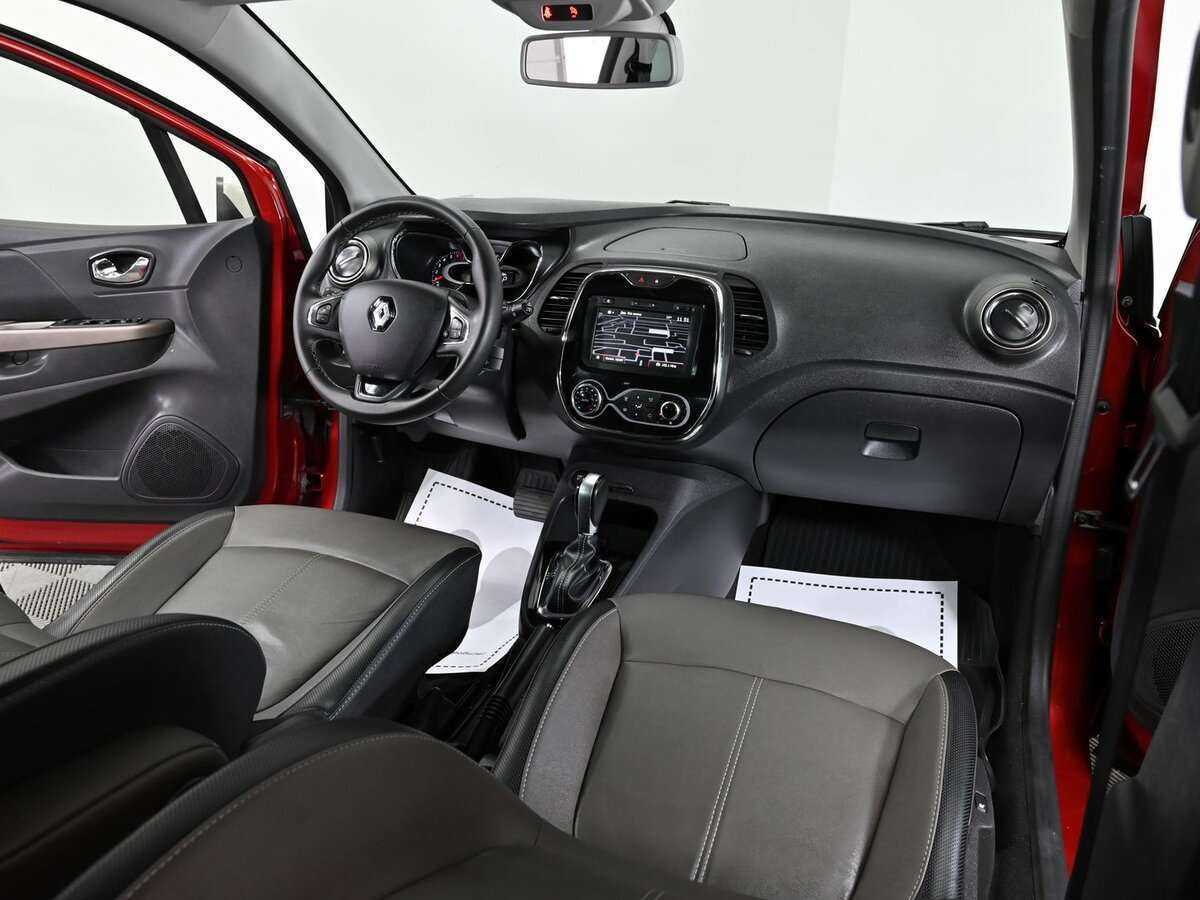 Б/У Рено Каптюр 2019 года. Фото: #5