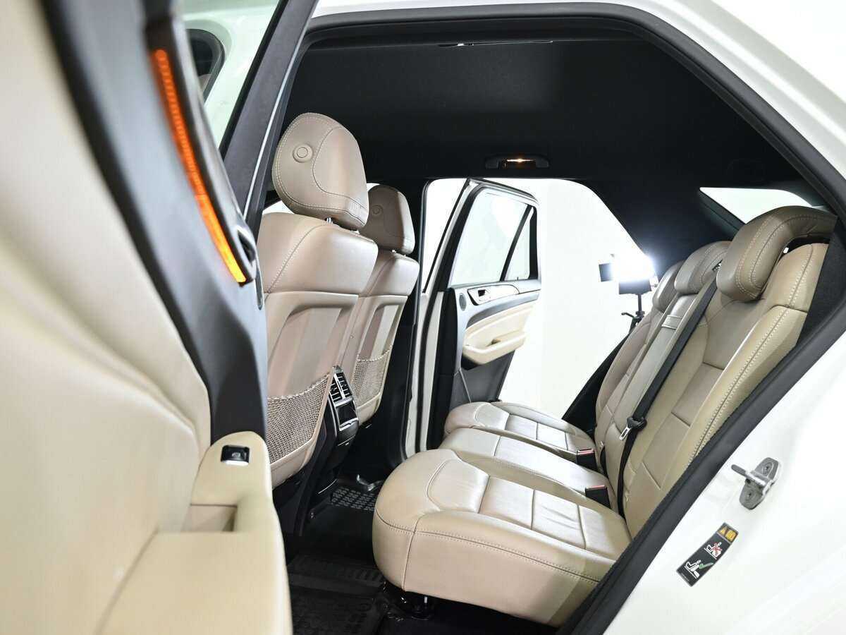 Б/У Мерседес-Бенц М-Класс 2014 года. Фото: #13