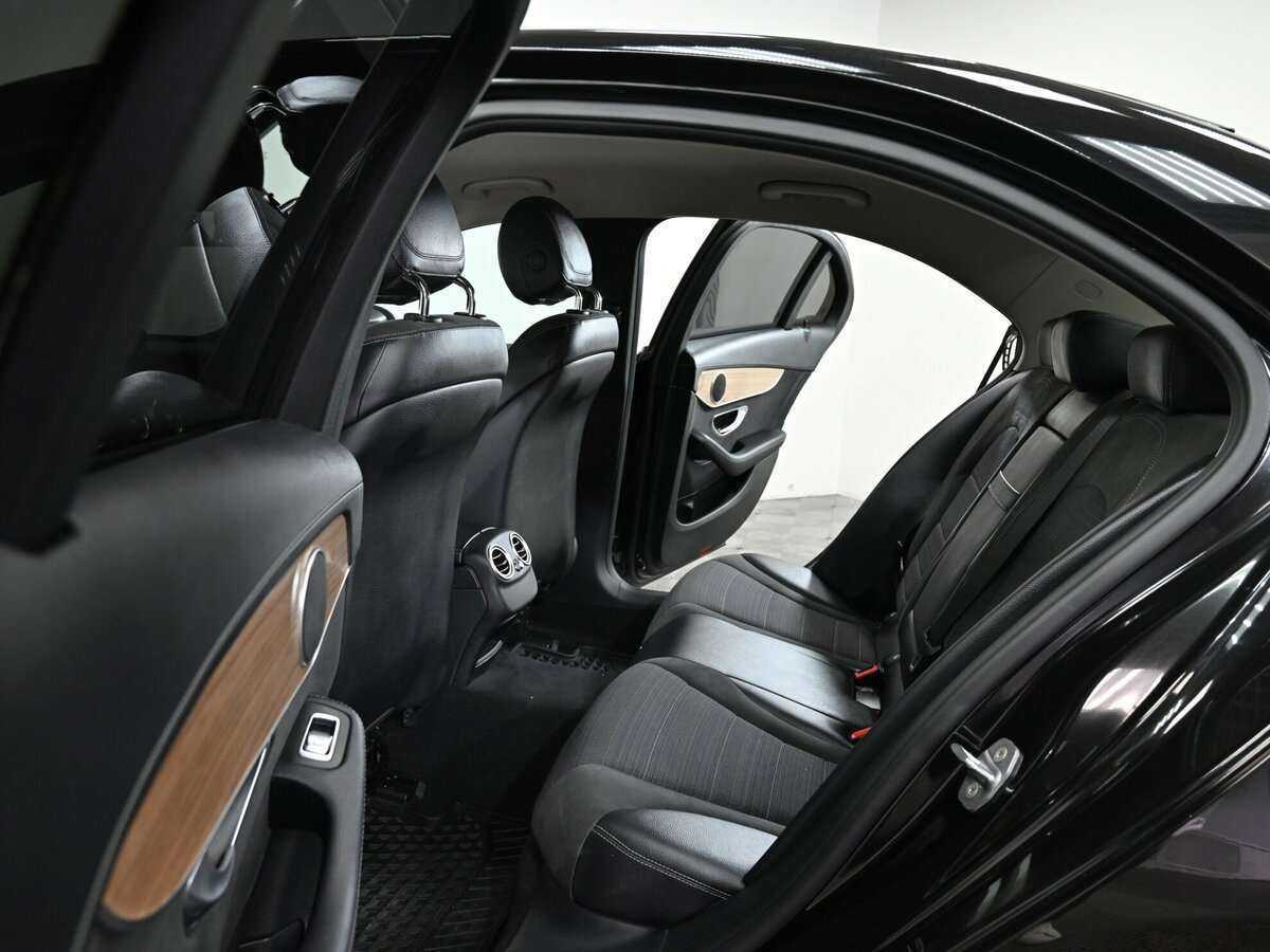 Б/У Мерседес-Бенц Ц-Класс 2016 года. Фото: #6