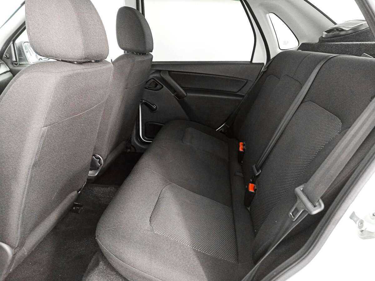 Б/У Лада (ВАЗ) Гранта 2020 года. Фото: #6