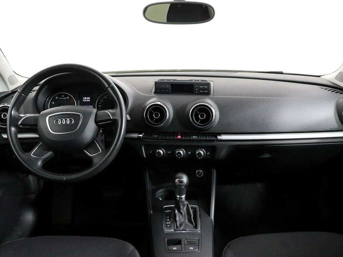 Б/У Ауди А3 2014 года. Фото: #10