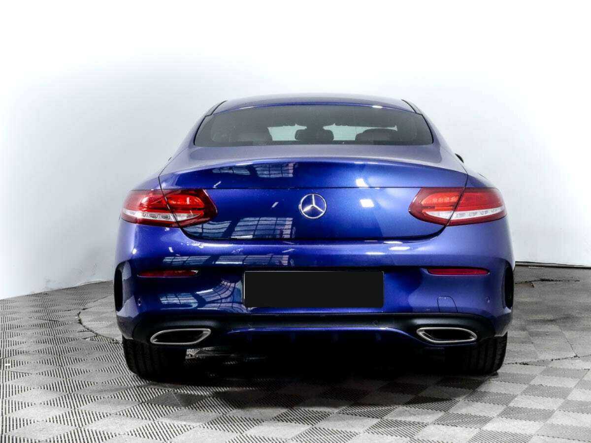 Б/У Мерседес-Бенц Ц-Класс 2016 года. Фото: #4