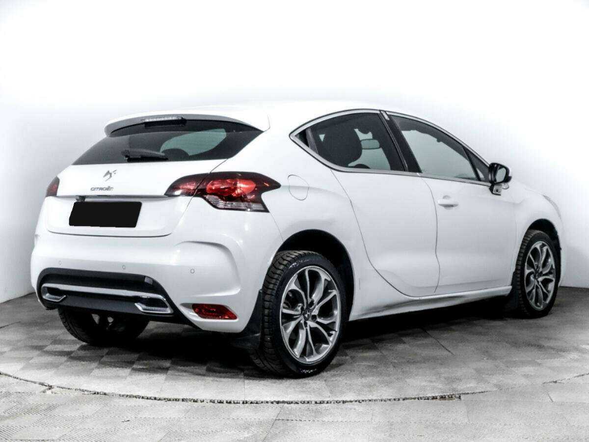 Б/У Ситроен ДС4 2013 года. Фото: #3