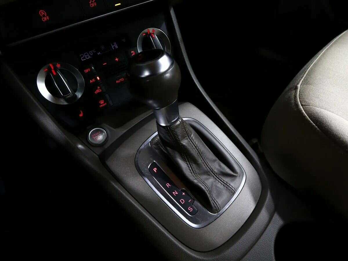 Б/У Ауди К3 2013 года. Фото: #20