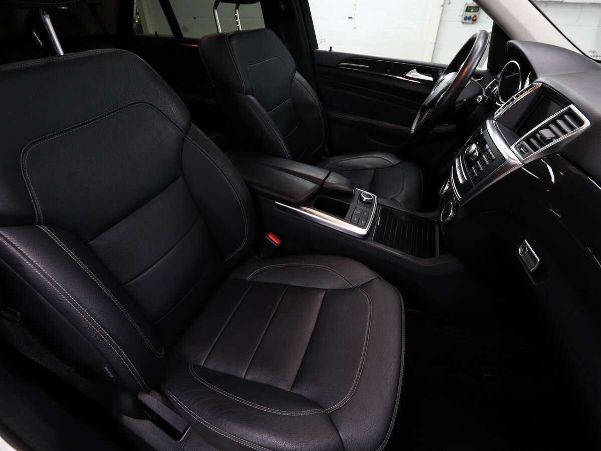 Б/У Мерседес-Бенц М-Класс 2015 года. Фото: #11