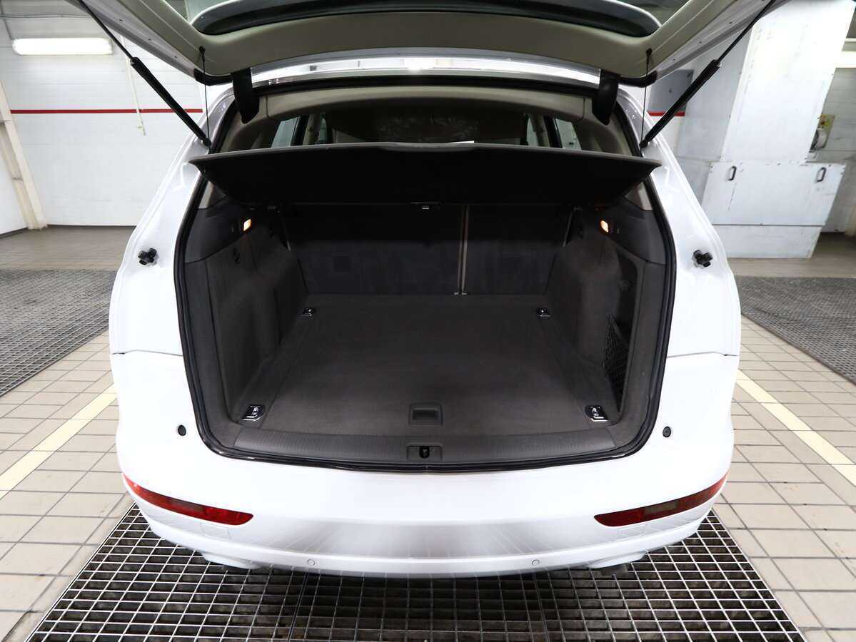 Б/У Ауди К5 2012 года. Фото: #4