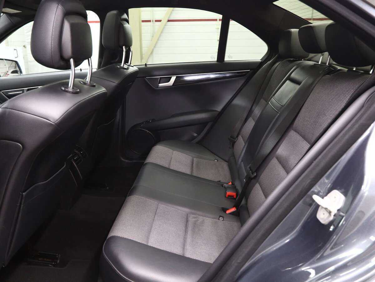 Б/У Мерседес-Бенц Ц-Класс 2012 года. Фото: #10