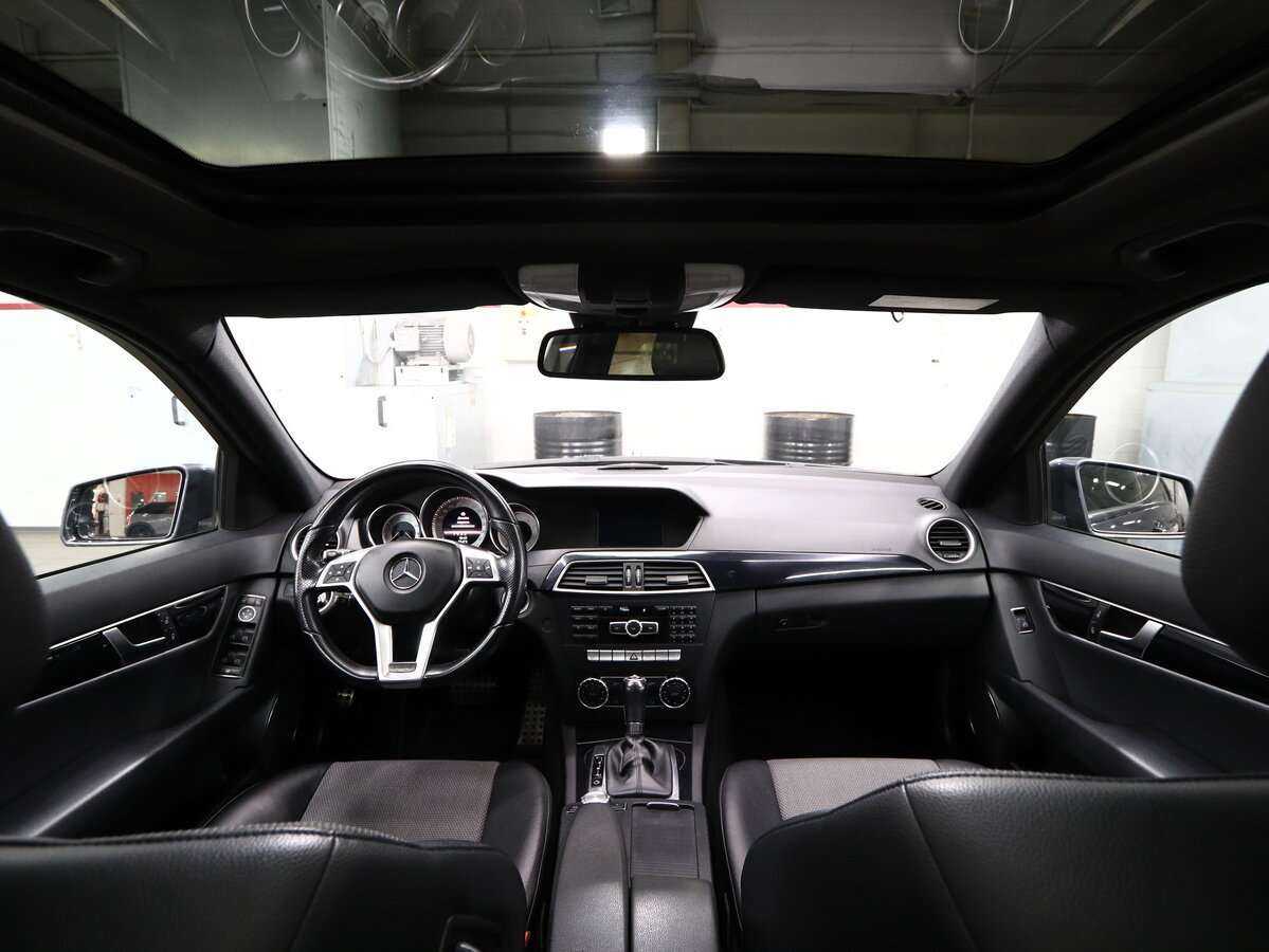 Б/У Мерседес-Бенц Ц-Класс 2012 года. Фото: #15