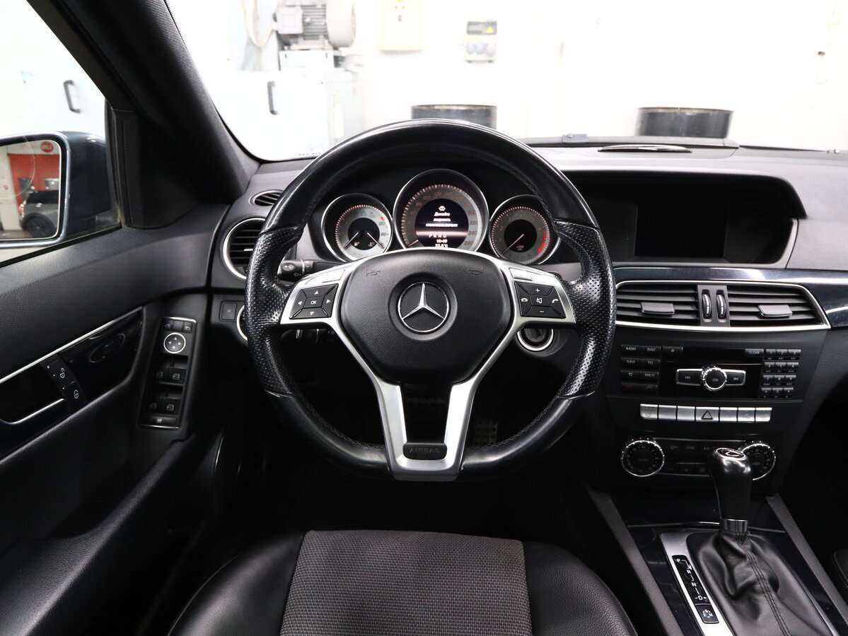 Б/У Мерседес-Бенц Ц-Класс 2012 года. Фото: #16