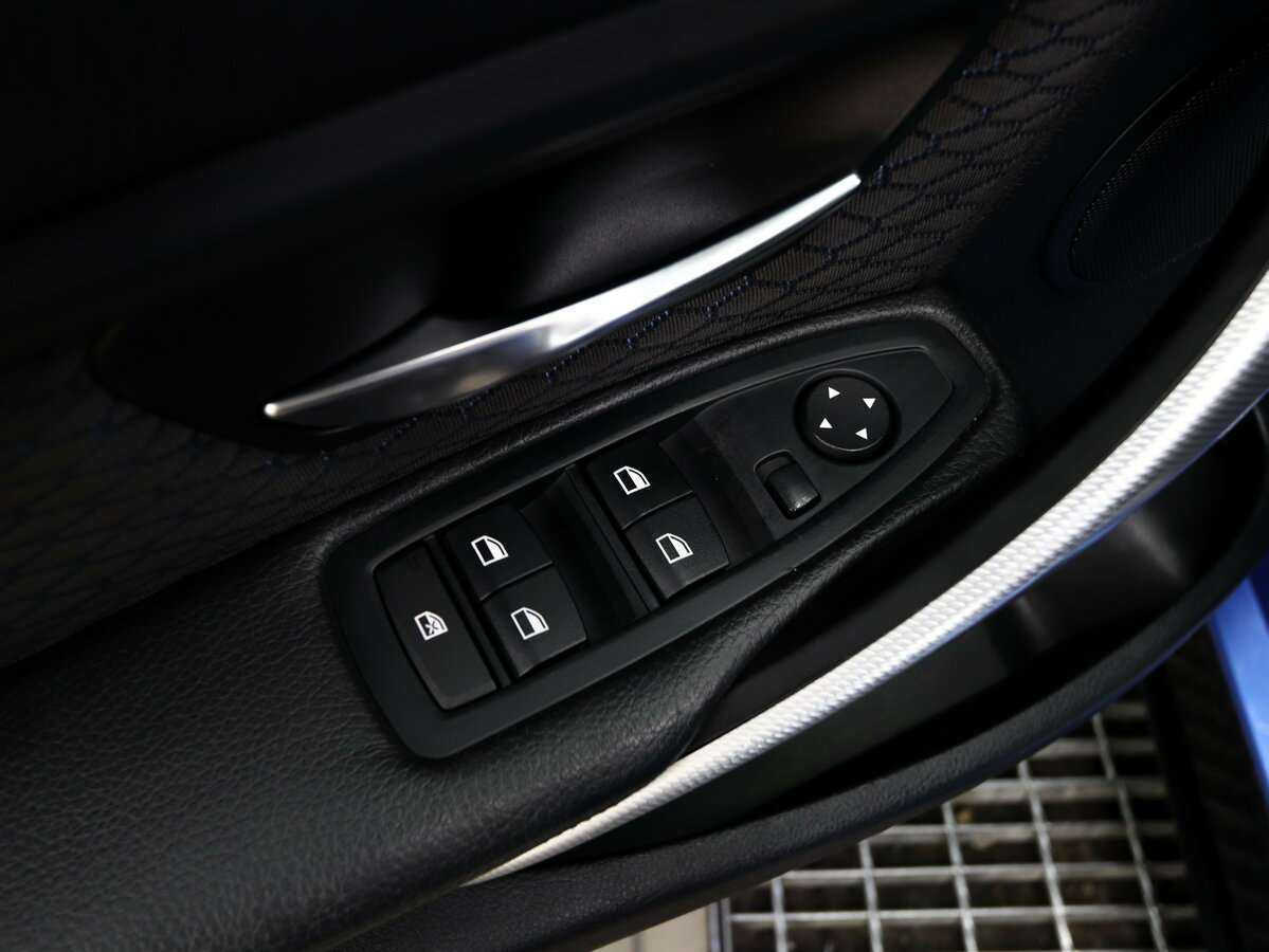 Б/У БМВ 3 серии 2013 года. Фото: #18