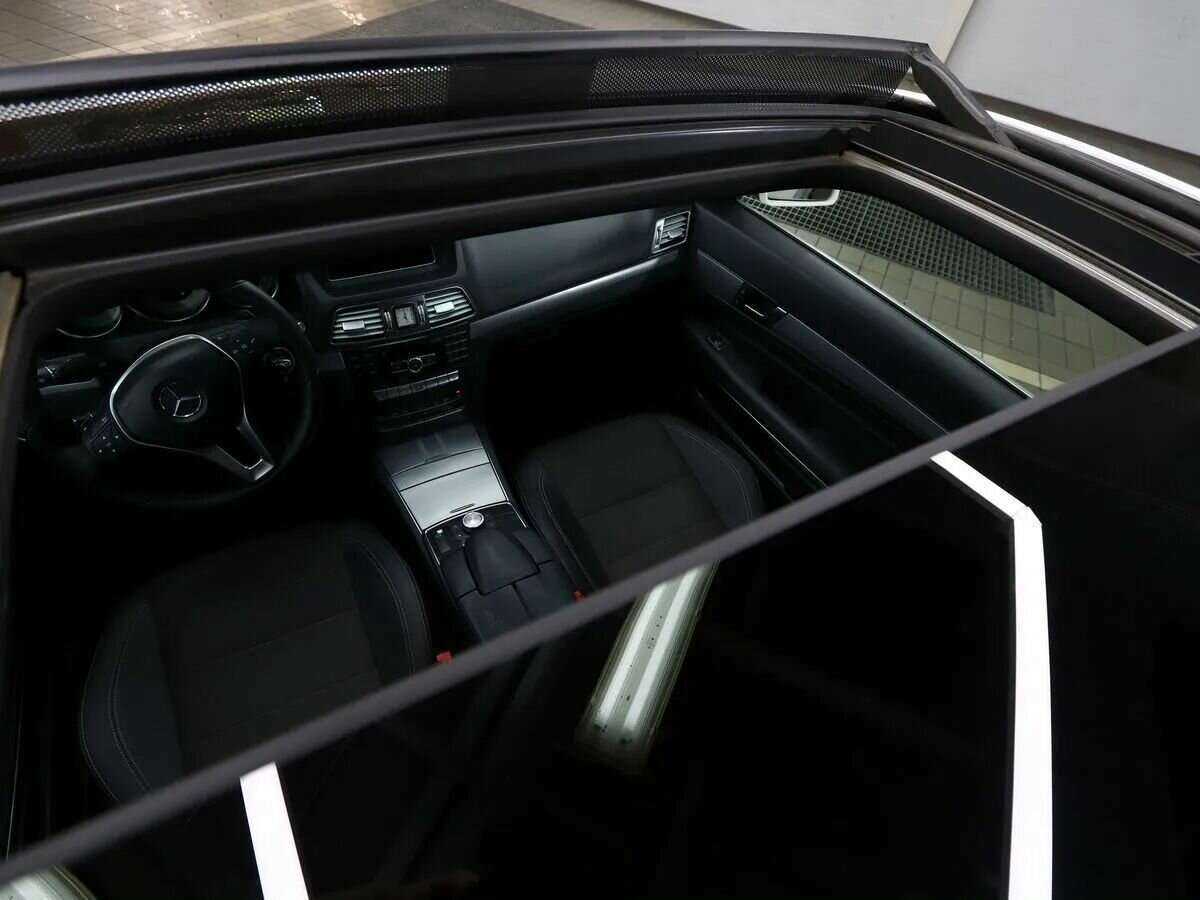 Б/У Мерседес-Бенц Е-Класс 2013 года. Фото: #16