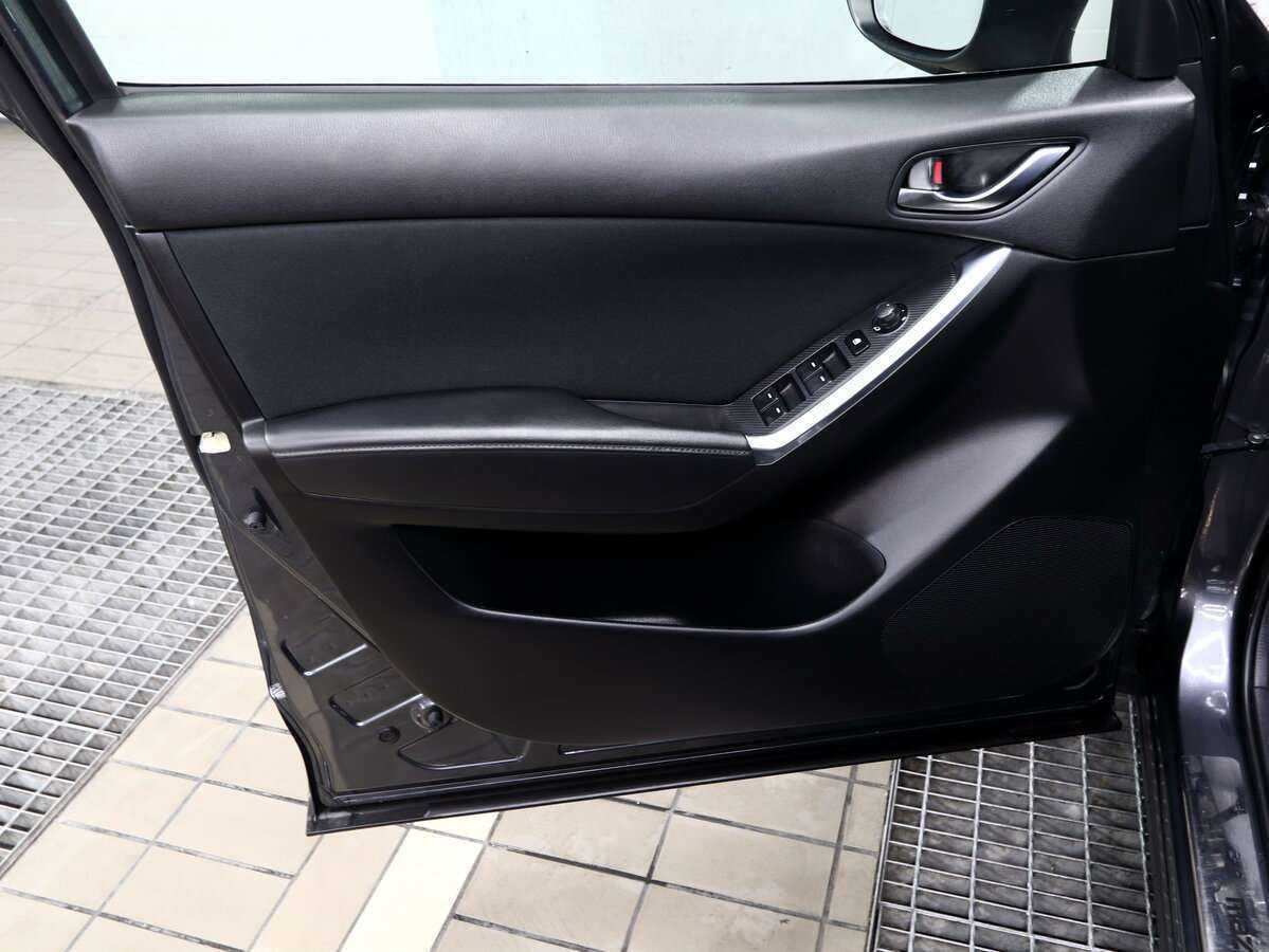 Б/У Мазда Ц-Икс-5 2016 года. Фото: #7