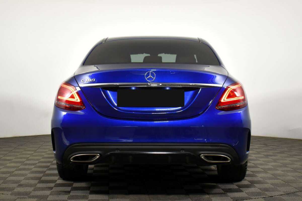 Б/У Мерседес-Бенц Ц-Класс 2018 года. Фото: #4