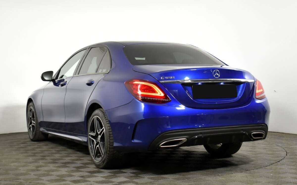 Б/У Мерседес-Бенц Ц-Класс 2018 года. Фото: #5