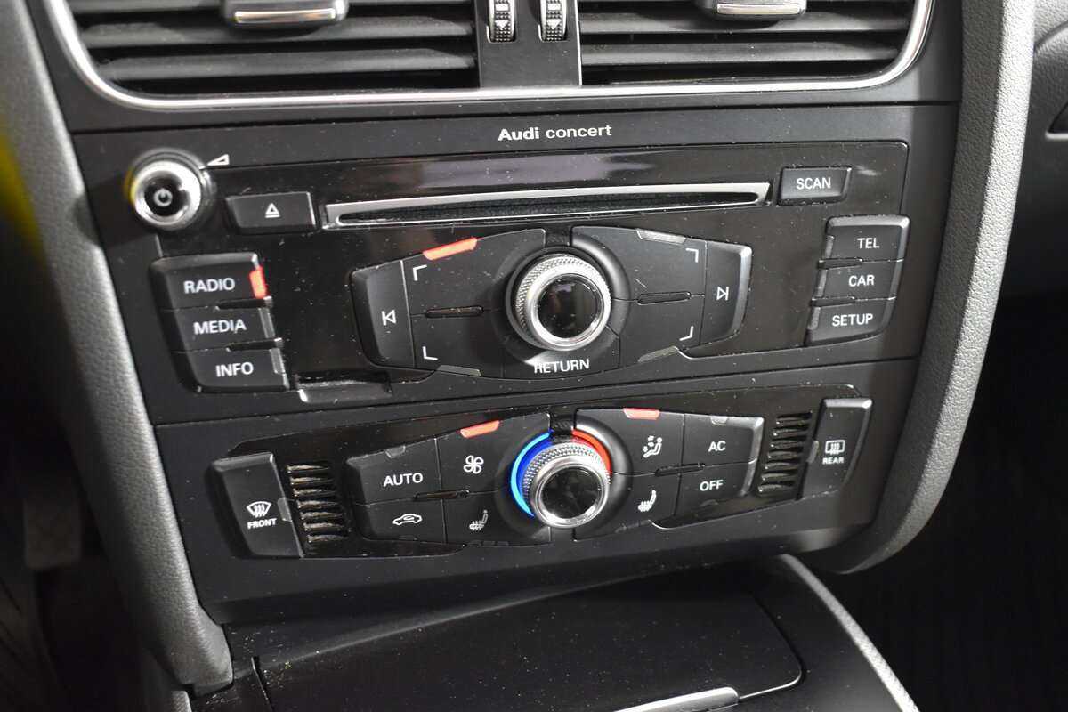 Б/У Ауди А4 2012 года. Фото: #14