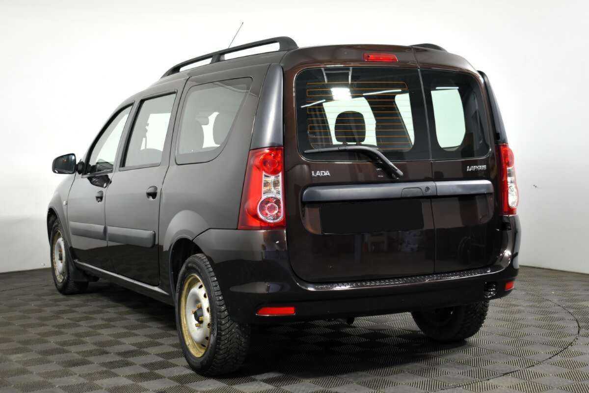 Б/У Лада (ВАЗ) Ларгус 2018 года. Фото: #4