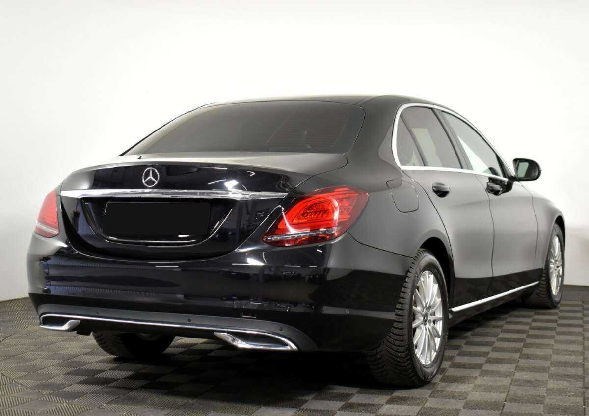 Б/У Мерседес-Бенц Ц-Класс 2019 года. Фото: #3