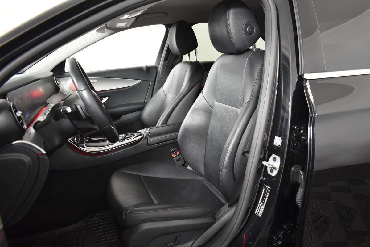 Б/У Мерседес-Бенц Е-Класс 2018 года. Фото: #6