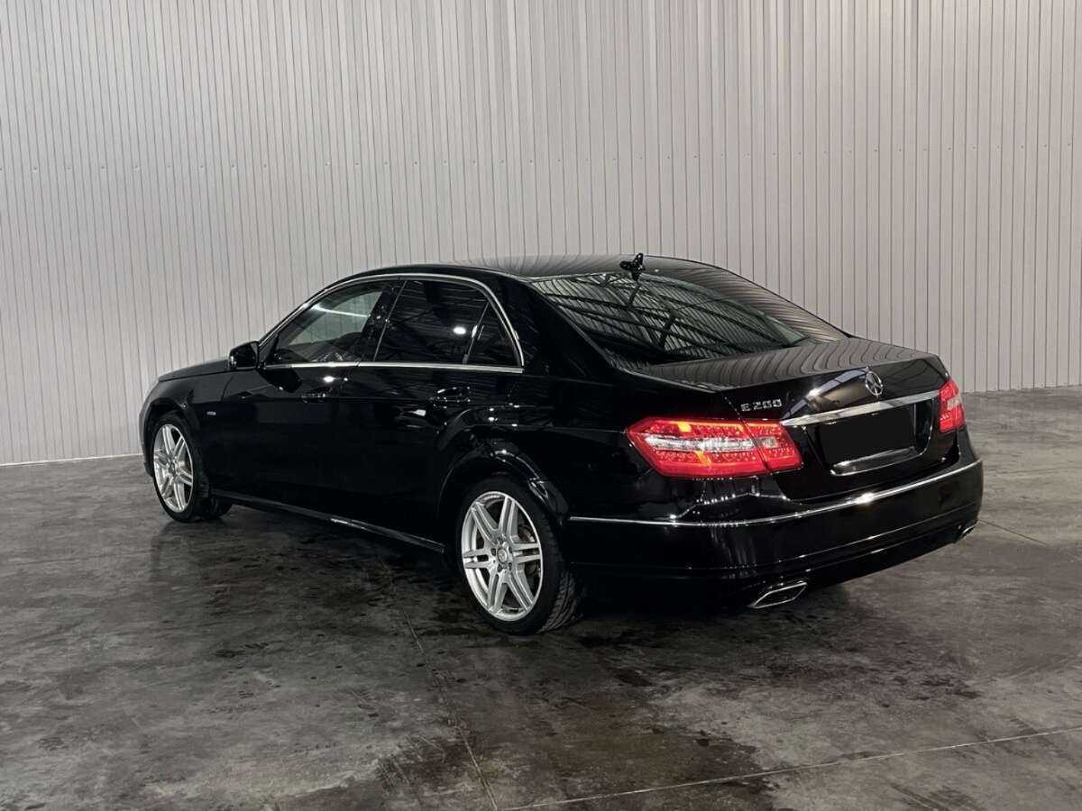 Б/У Мерседес-Бенц Е-Класс 2012 года. Фото: #5