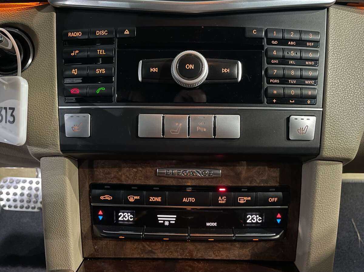 Б/У Мерседес-Бенц Е-Класс 2012 года. Фото: #13