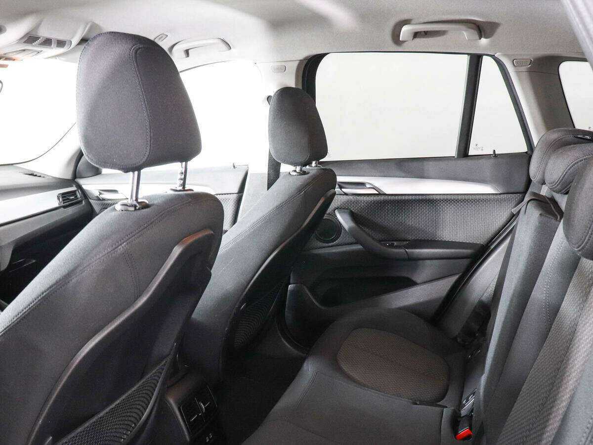 Б/У БМВ Икс1 2019 года. Фото: #10