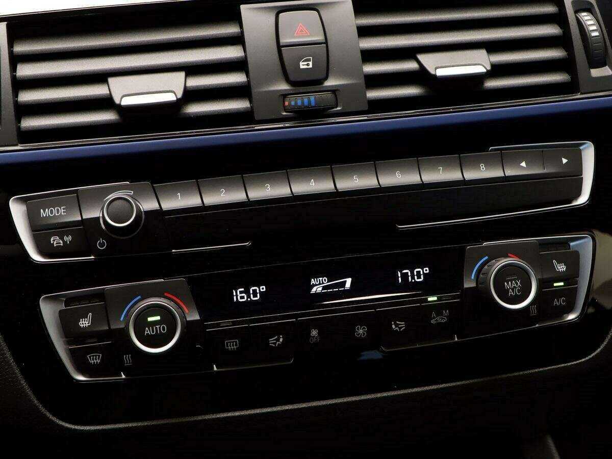 Б/У БМВ 1 серии 2018 года. Фото: #17