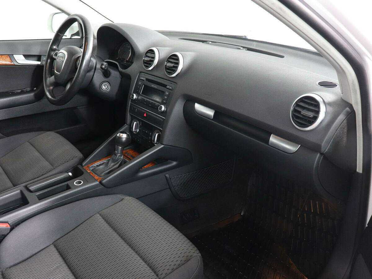 Б/У Ауди А3 2012 года. Фото: #9