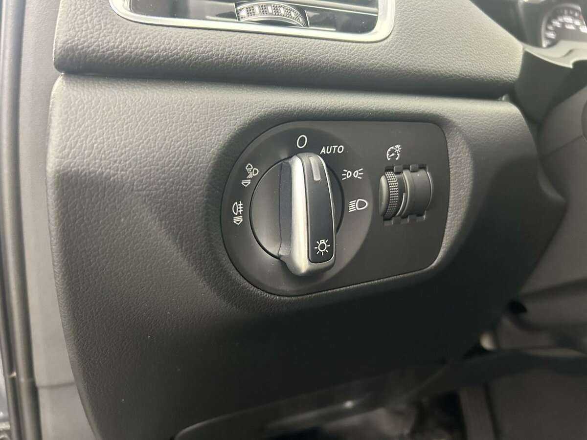 Б/У Ауди К3 2016 года. Фото: #8