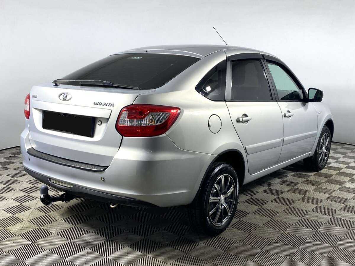 Б/У Лада (ВАЗ) Гранта 2014 года. Фото: #3