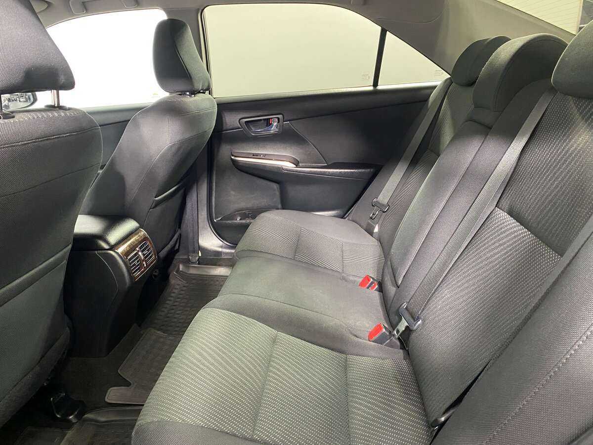 Б/У Тойота Камри 2017 года. Фото: #19