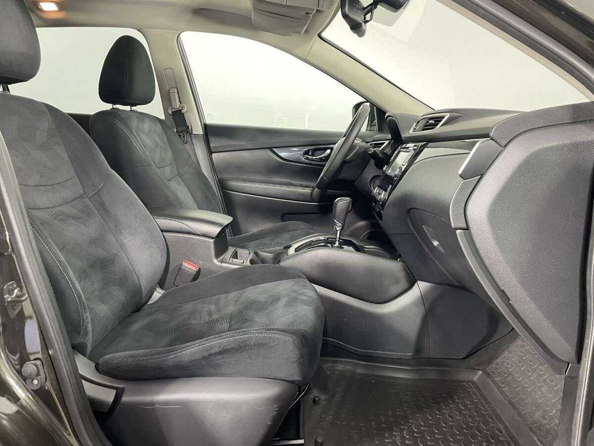 Б/У Ниссан Икс-Трейл 2015 года. Фото: #13