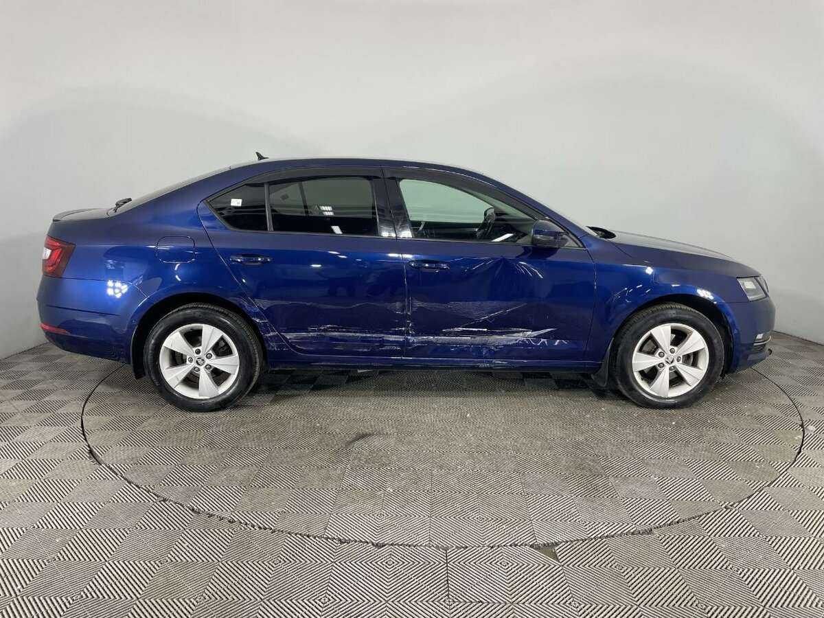 Б/У Шкода Октавия 2017 года. Фото: #3