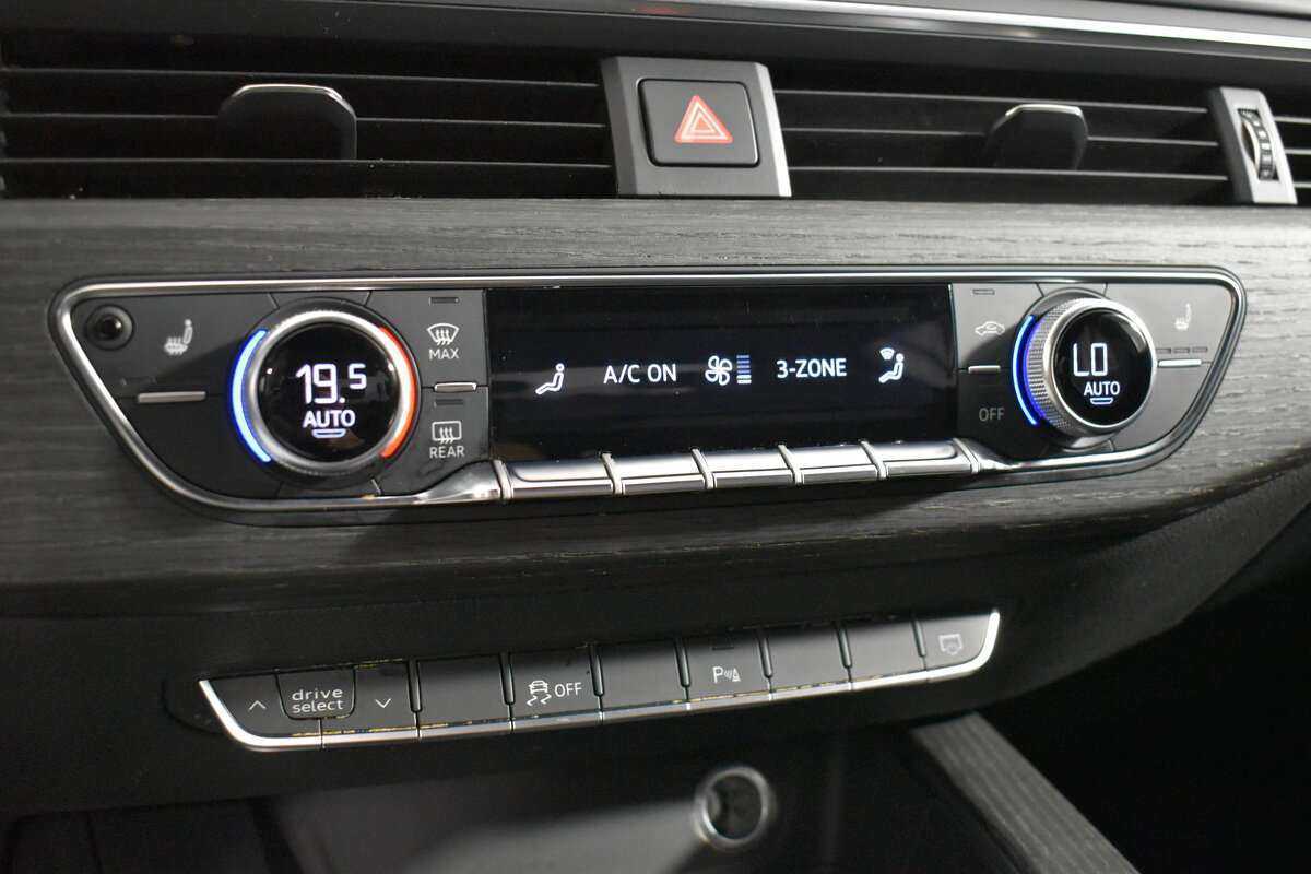 Б/У Ауди А4 2018 года. Фото: #20