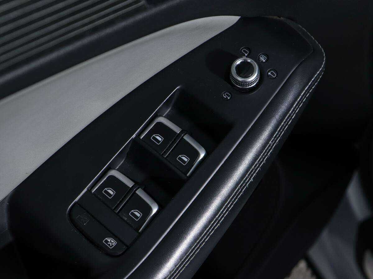 Б/У Ауди К5 2013 года. Фото: #16