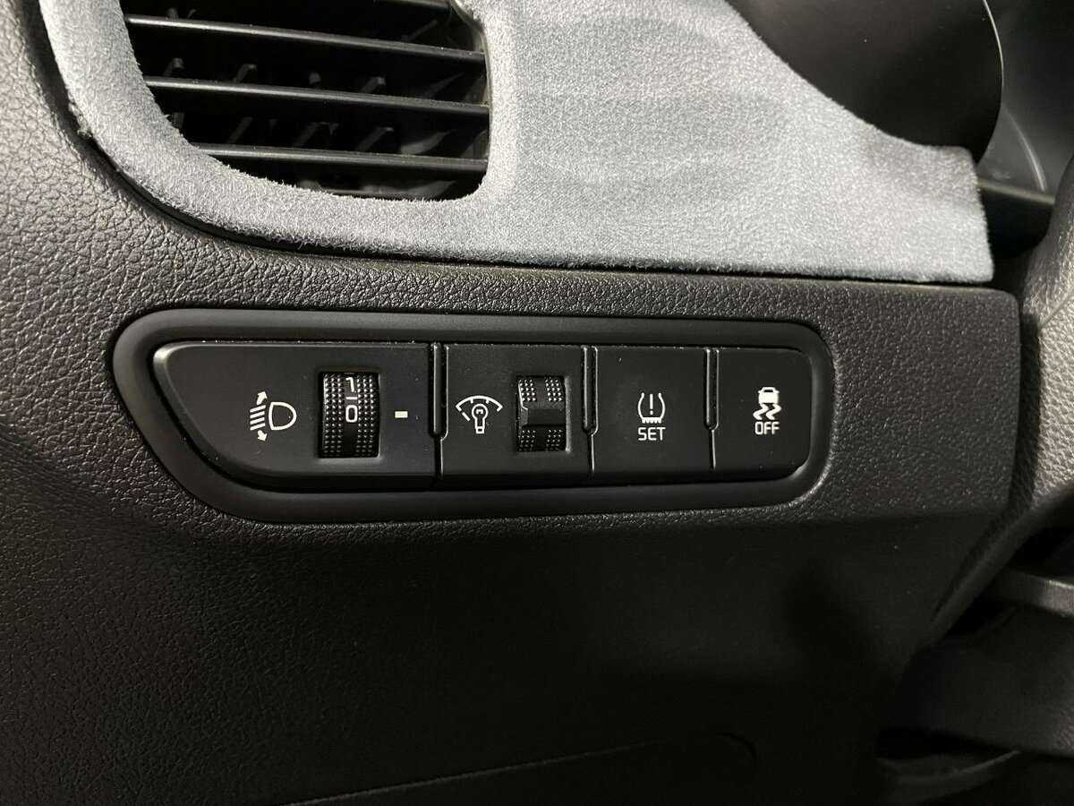 Б/У Киа Рио 2017 года. Фото: #8