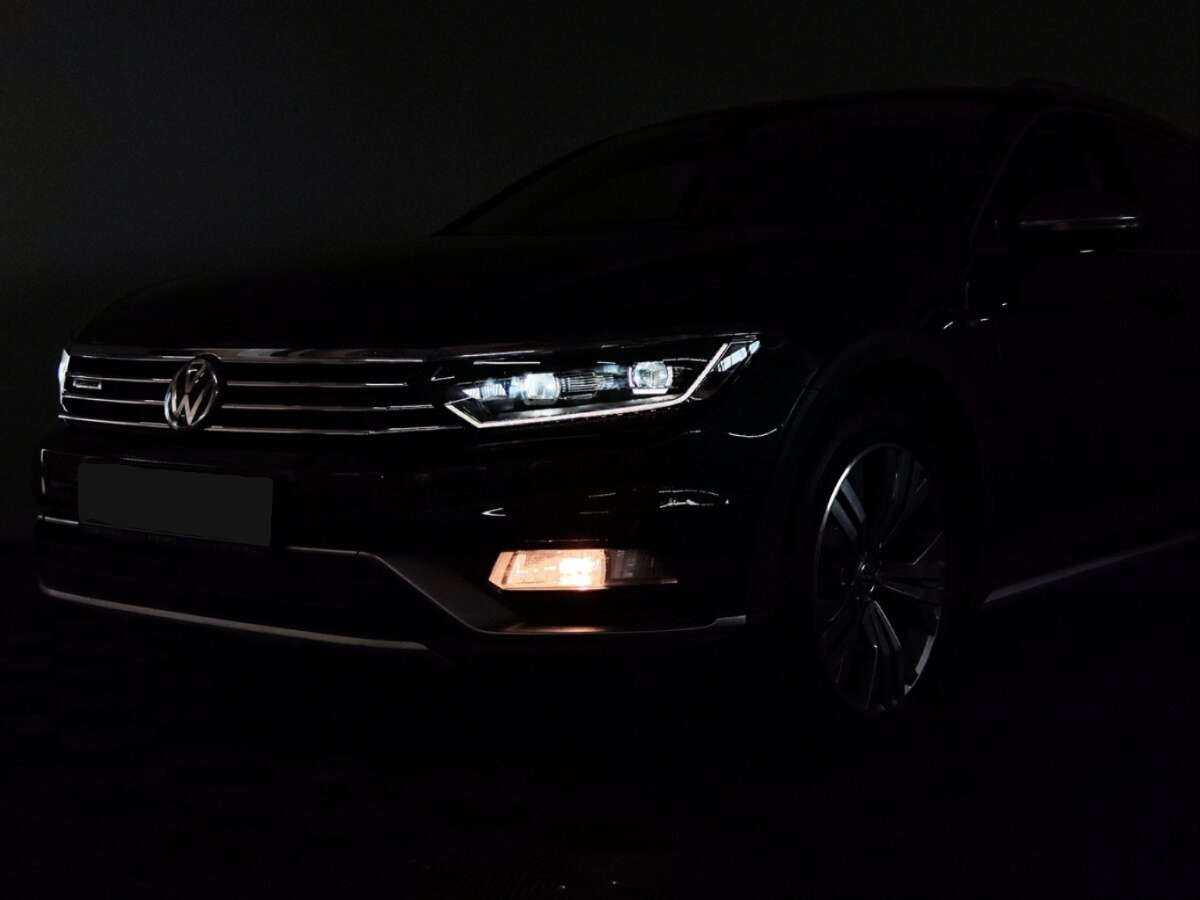 Volkswagen Passat 2019 года с пробегом. Фото: #25