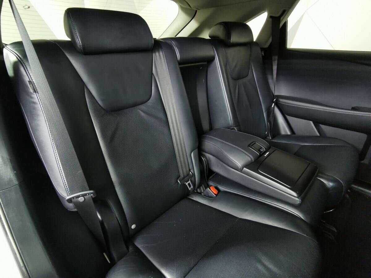 Б/У Лексус Р-Икс 2015 года. Фото: #12