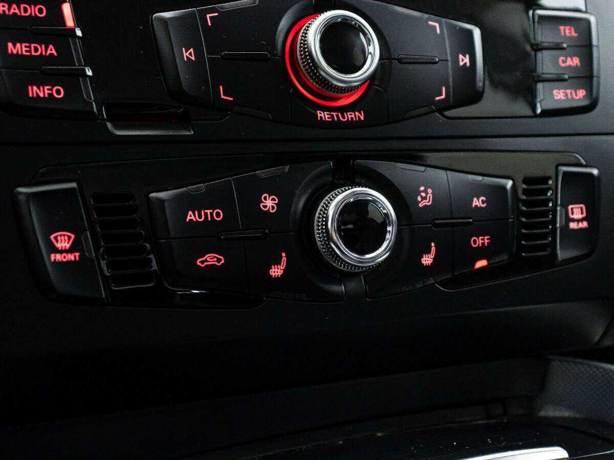 Б/У Ауди К5 2014 года. Фото: #15