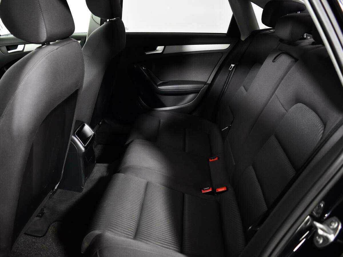 Б/У Ауди А4 2013 года. Фото: #9