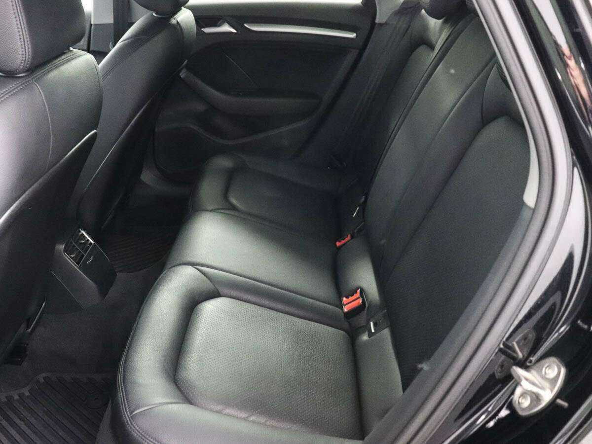 Б/У Ауди А3 2018 года. Фото: #7