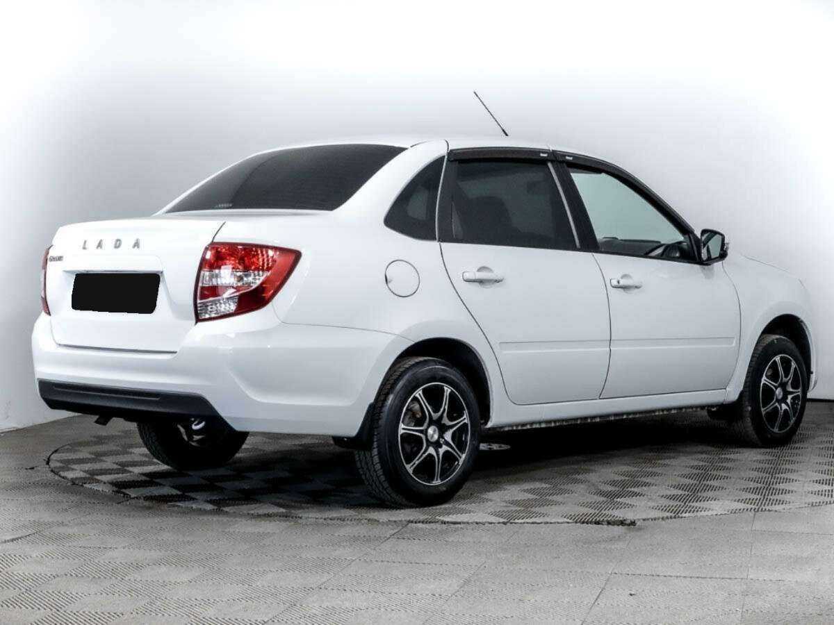 Б/У Лада (ВАЗ) Гранта 2023 года. Фото: #3