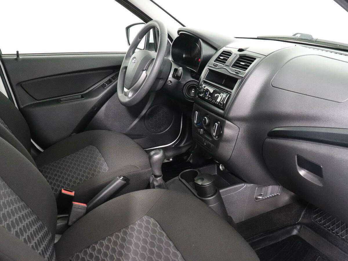 Б/У Лада (ВАЗ) Гранта 2023 года. Фото: #6