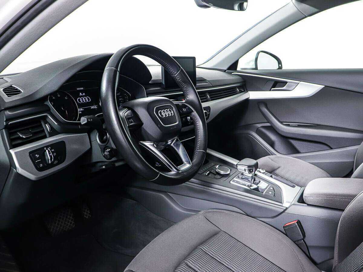 Б/У Ауди А4 2015 года. Фото: #12