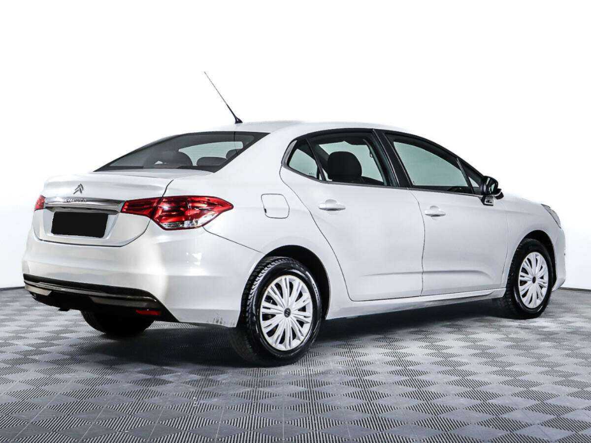 Б/У Ситроен Ц4 2015 года. Фото: #4