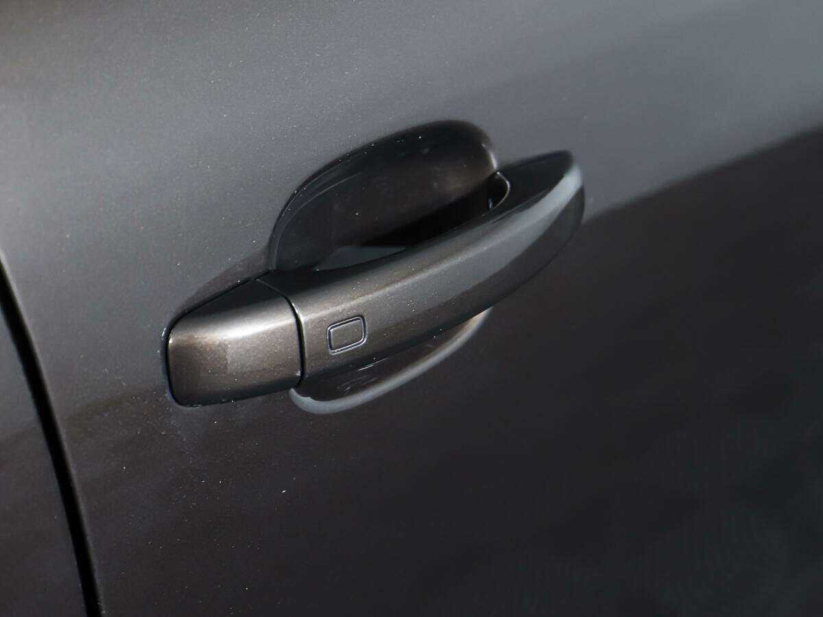 Б/У Ауди К5 2013 года. Фото: #16